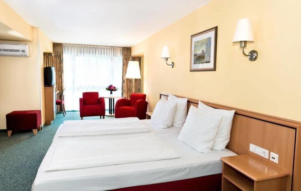 Hotel Am Gendarmenmarkt 4*